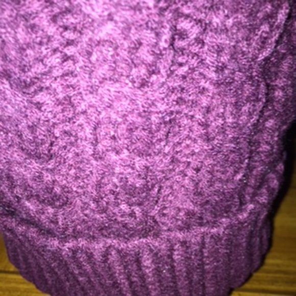 JUST COZY KNIT HAT BONNET.  ONE SIZE FITS.  COLOR: BURGUNDY/WINE RED. - Picture 2 of 3